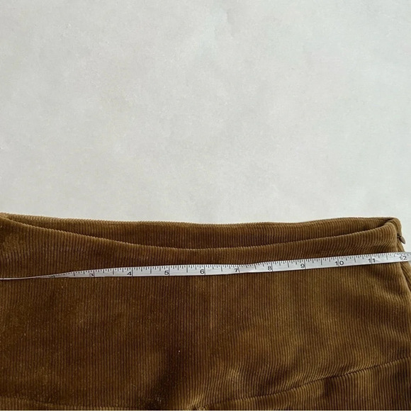 YaYa Velour Velvet Leggings Khaki Green Stretchy Comfort Size Small S  NWT - Picture 9 of 12